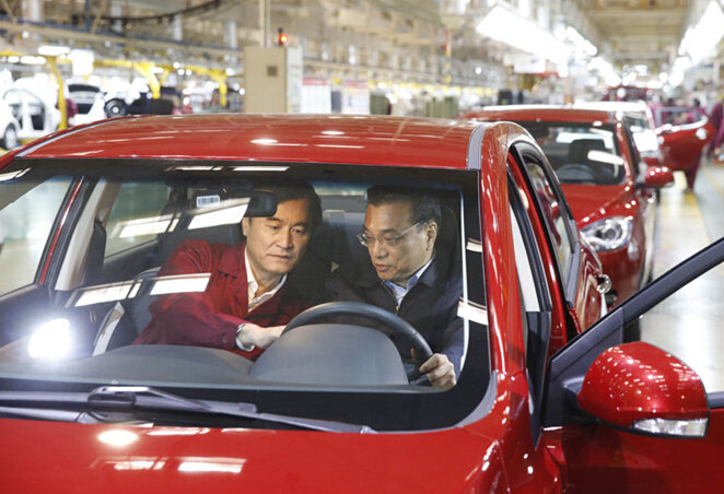 李克強總理提出以新能源汽車(chē)破題詳解“新經(jīng)濟”，相關(guān)產(chǎn)業(yè)將受益