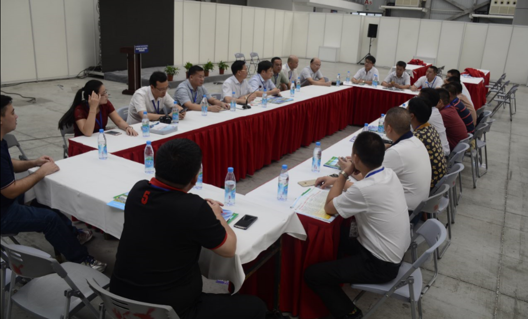 賀州市人民政府黃志民副市長(cháng)帶隊參加中國綠色建材產(chǎn)業(yè)發(fā)展聯(lián)盟全國非金屬礦專(zhuān)委會(huì )成立大會(huì )