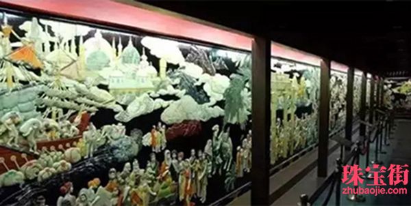 用料30噸玉石，雕成重達10噸的絲綢之路PK清明上河圖