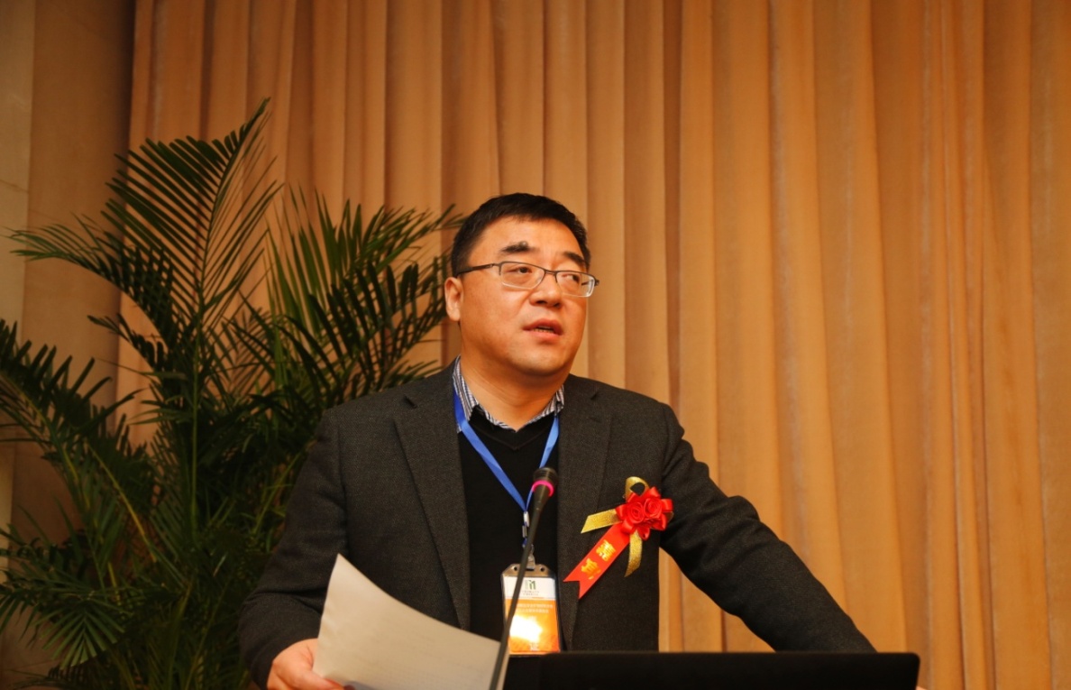 中國煤炭學(xué)會(huì )副會(huì )長(cháng)劉峰講話(huà)