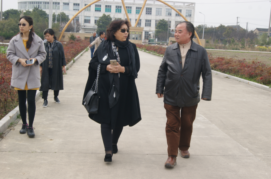 密友集團董事長(cháng)吳建明為保障員工用水健康引進(jìn)VWA細胞功能水