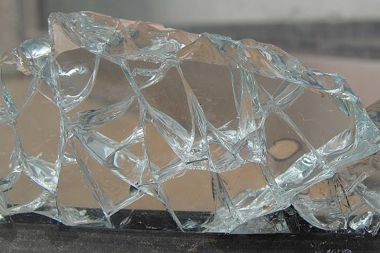 美研究人員用廢玻璃瓶制造鋰電池納米硅陽(yáng)極