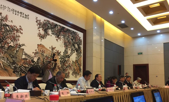 規劃司對天津濱海新區、鄭洛新創(chuàng  )建“中國制造2025”試點(diǎn)示范城市（群）進(jìn)行現場(chǎng)考察及評估