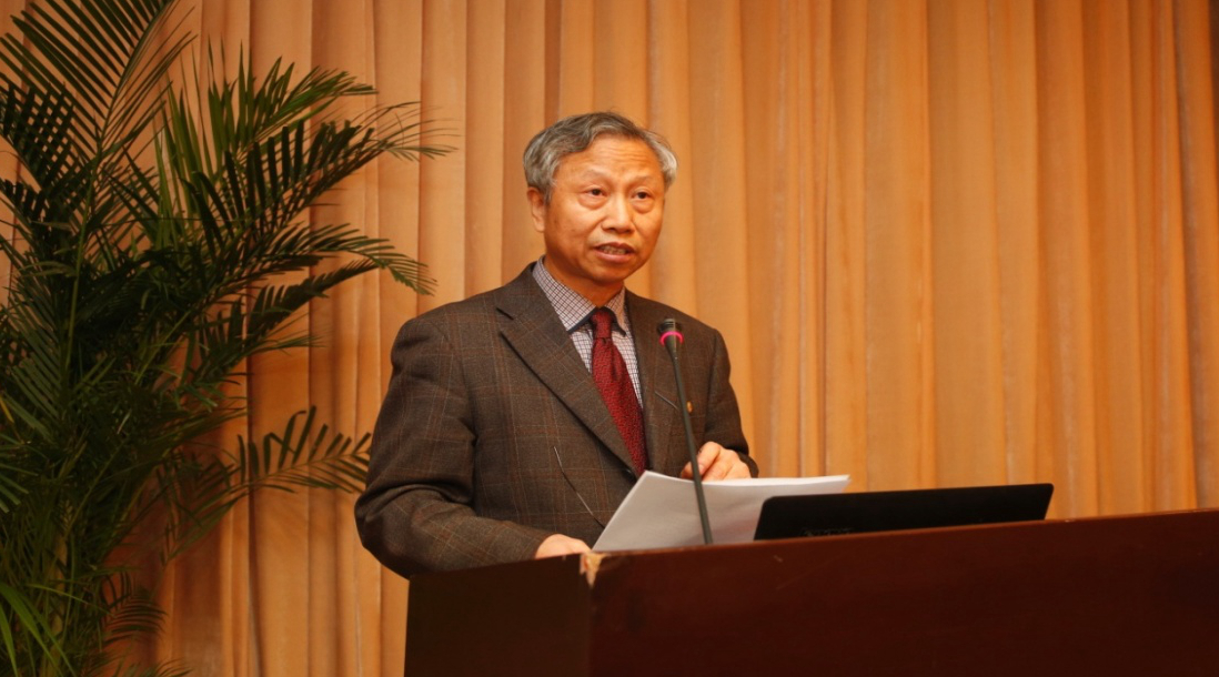 中國礦業(yè)大學(xué)（北京）鄭水林教授