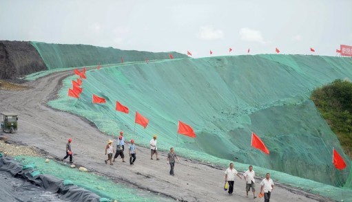 環(huán)保行動(dòng)：四川德陽(yáng)什邡新“愚公移山”，搬走磷石膏大山