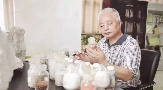 凹土 鄭茂松 領(lǐng)軍人物