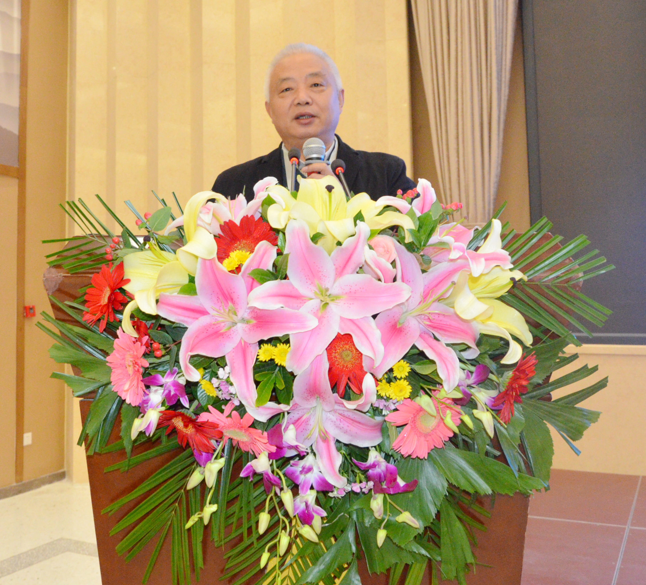 2020年中國非金屬礦產(chǎn)業(yè)高峰論壇暨綠色礦山建設高峰論壇在河南鄭州成功舉辦！