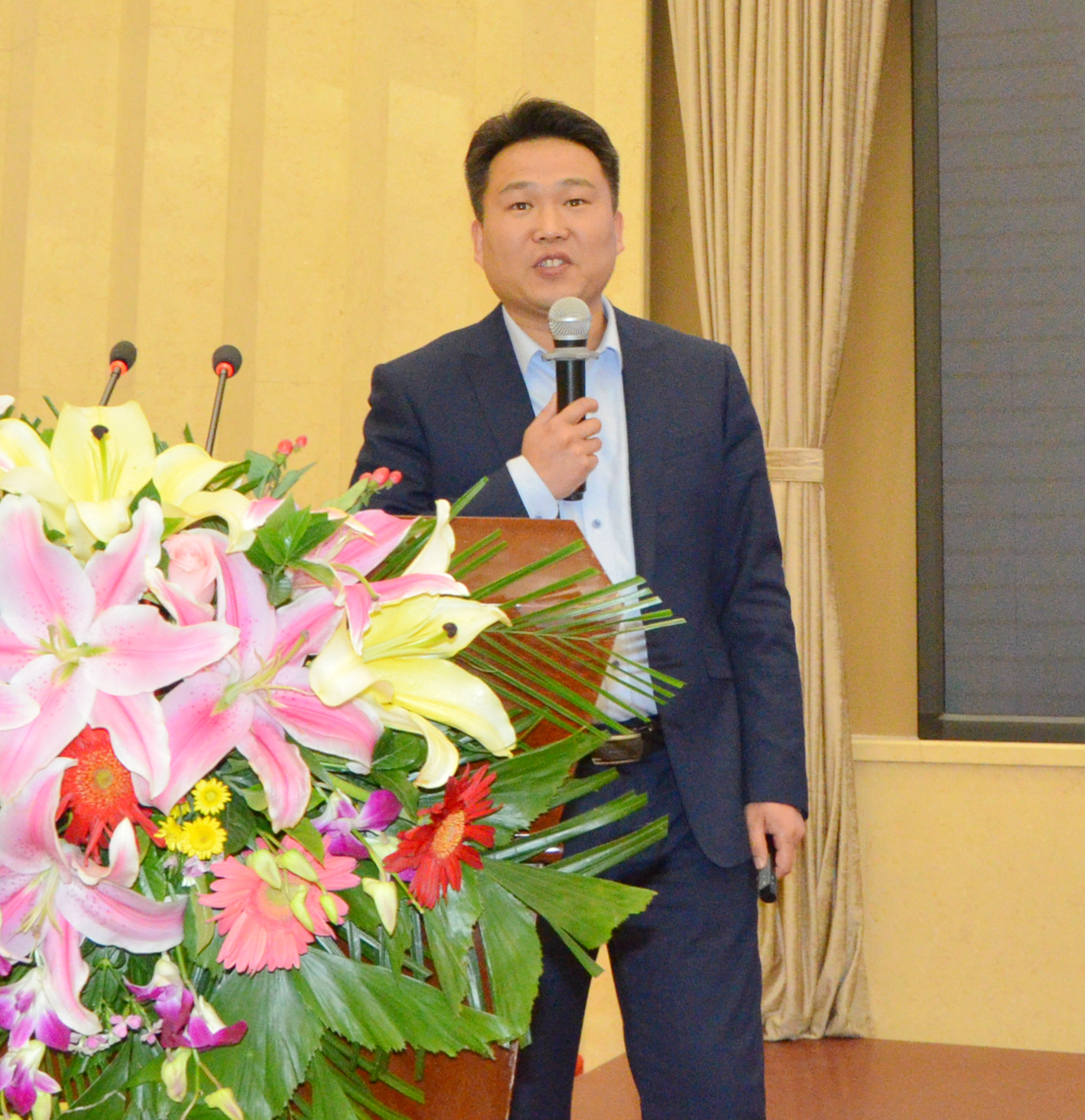 2020年中國非金屬礦產(chǎn)業(yè)高峰論壇暨綠色礦山建設高峰論壇在河南鄭州成功舉辦！