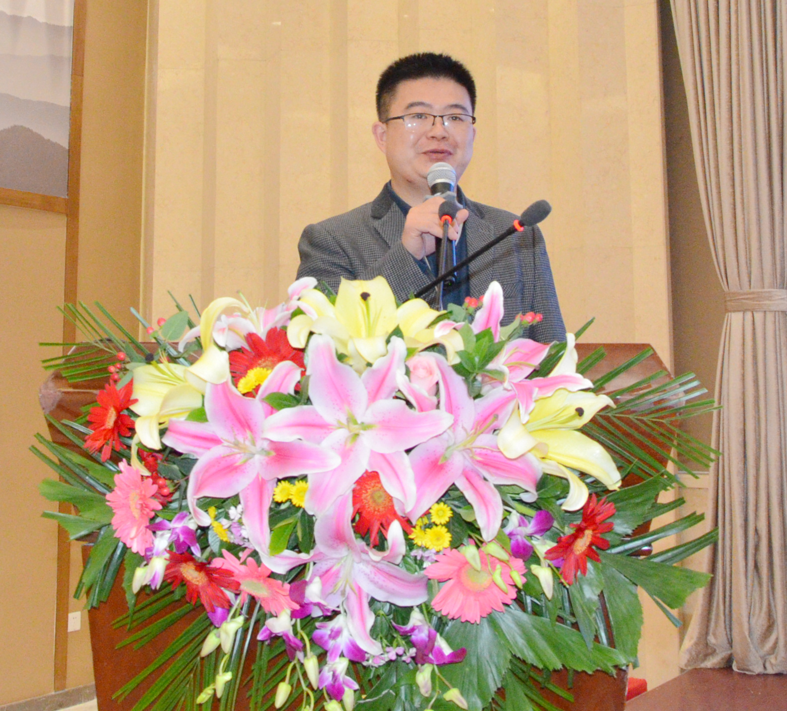 2020年中國非金屬礦產(chǎn)業(yè)高峰論壇暨綠色礦山建設高峰論壇在河南鄭州成功舉辦！