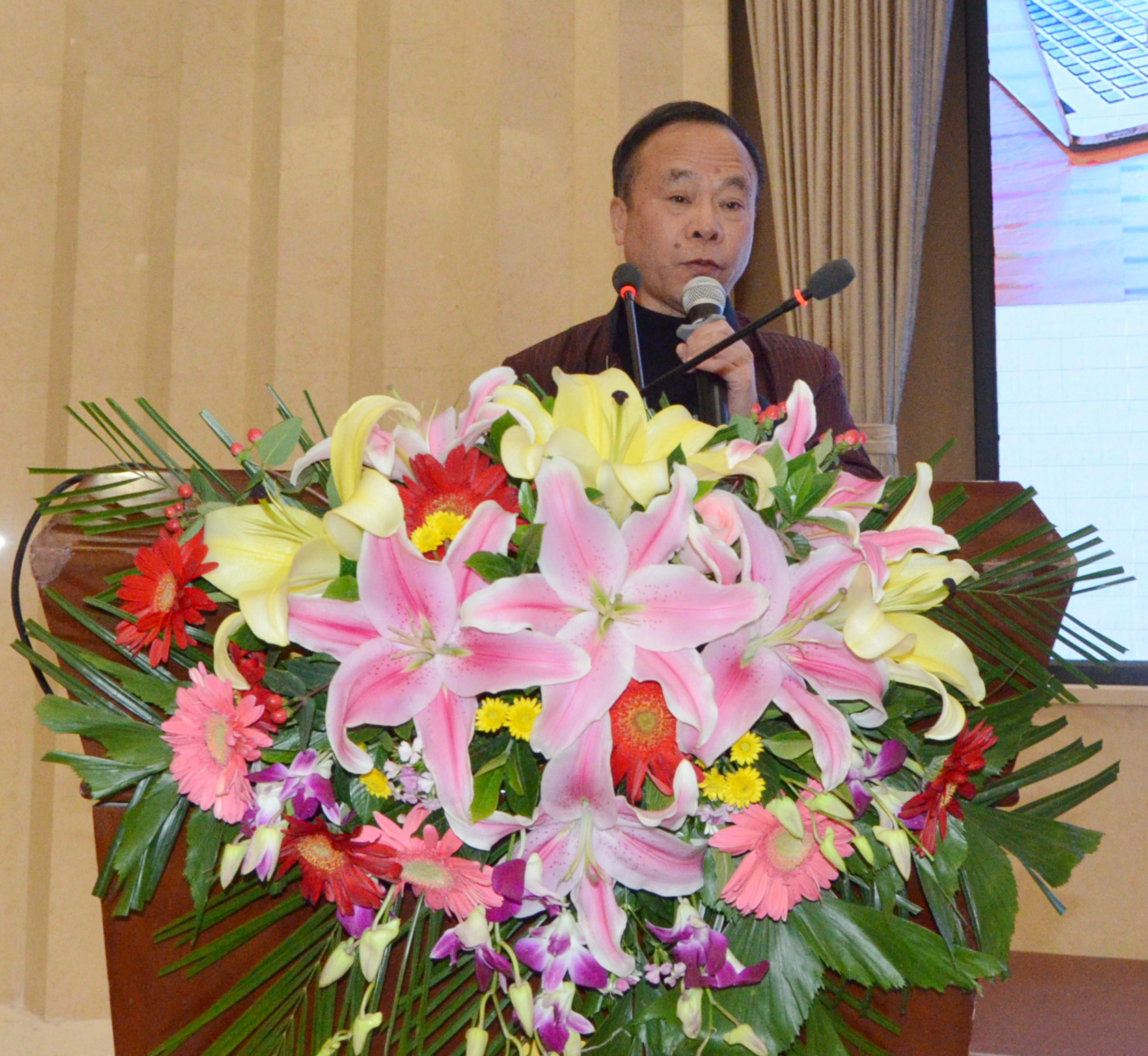 2020年中國非金屬礦產(chǎn)業(yè)高峰論壇暨綠色礦山建設高峰論壇在河南鄭州成功舉辦！