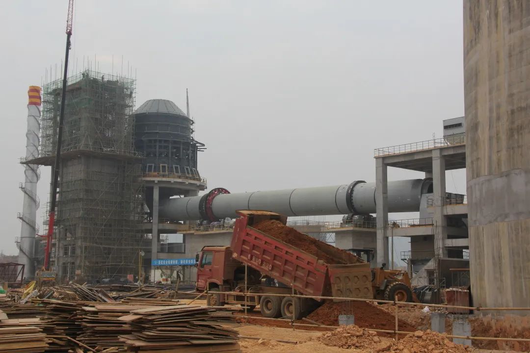 廣西武宣全力推進(jìn)重點(diǎn)碳酸鈣深加工項目建設