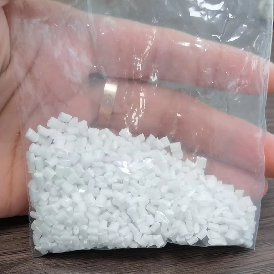【供應】浙江嘉興供應越南高白超細重質(zhì)碳酸鈣 　　