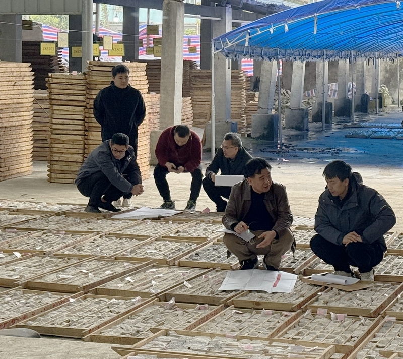 江西奉新縣大型陶瓷土（含鋰）礦項目通過(guò)核查驗收！ 　　 　　